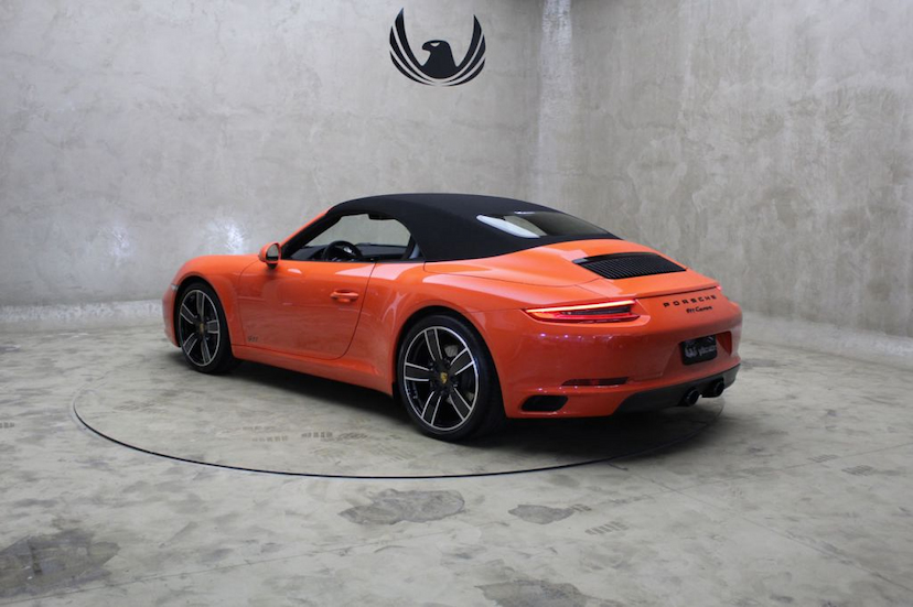 Foto do veículo PORSCHE  911 CARRERA CABRIO 2019 13.866 KM 619.000,00