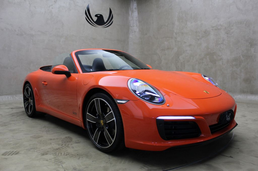 Foto do veículo PORSCHE  911 CARRERA CABRIO 2019 13.866 KM 619.000,00