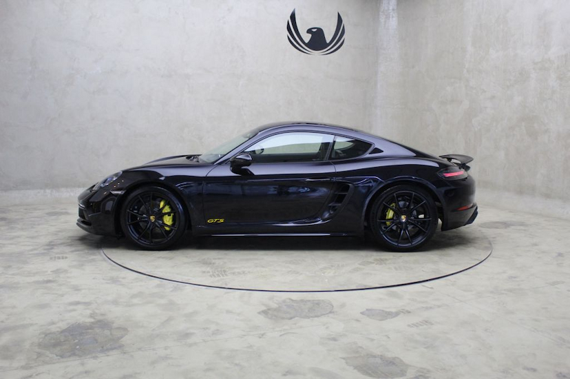 Foto do veículo PORSCHE  718 CAYMAN GTS 2019 3.830 KM 499.000,00