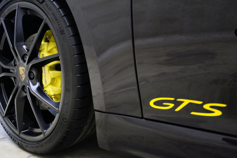 Foto do veículo PORSCHE  718 CAYMAN GTS 2019 3.830 KM 499.000,00