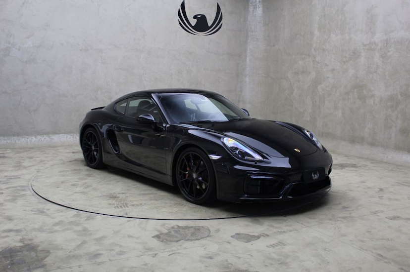 Foto do veículo PORSCHE  CAYMAN GTS 2016 64.520 KM 349.000,00