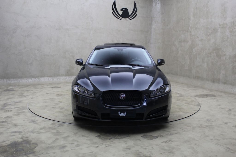 Foto do veículo JAGUAR  XF 2.0 LUXURY 2015 35.275 KM 109.000,00