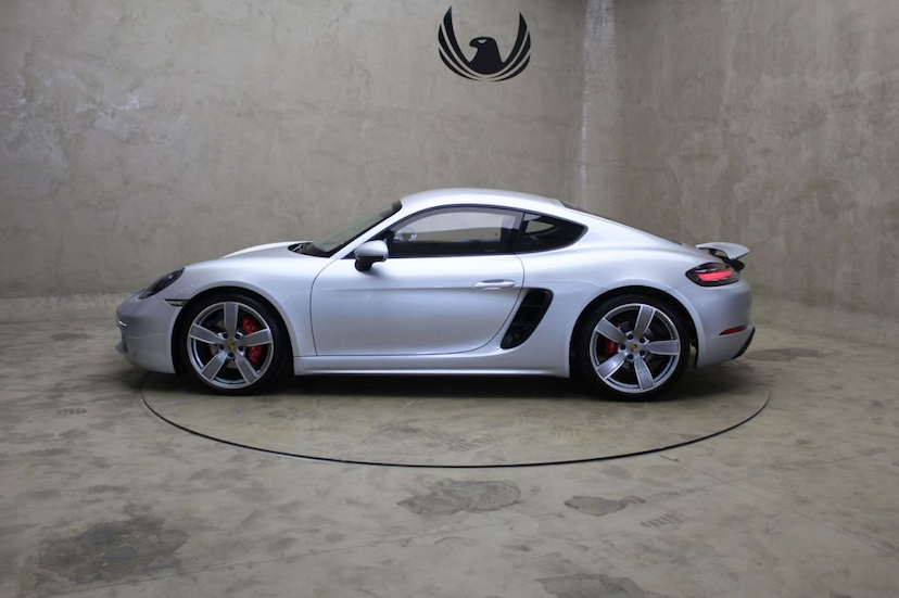 Foto do veículo PORSCHE  718 CAYMAN S 2018 1.450 KM 430.000,00