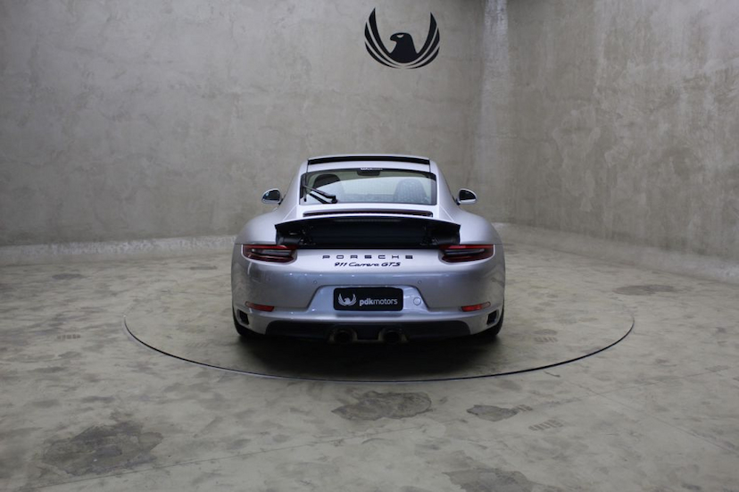 Foto do veículo PORSCHE  911 CARRERA GTS 2018 5.660 KM 690.000,00