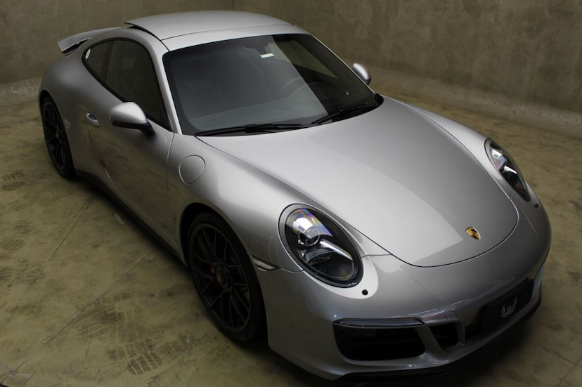Foto do veículo PORSCHE  911 CARRERA GTS 2018 5.660 KM 690.000,00