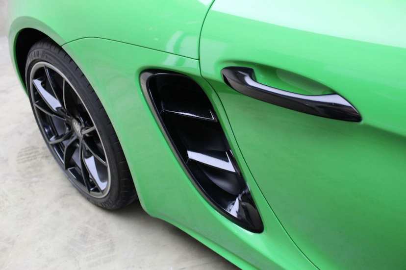 Foto do veículo PORSCHE  718 BOXSTER 2018 15.685 KM 349.000,00