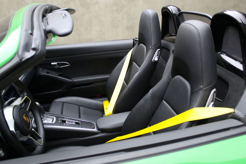 Foto do veículo PORSCHE  718 BOXSTER 2018 15.685 KM 349.000,00