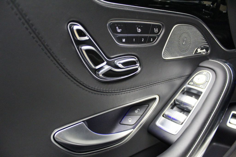 Foto do veículo MERCEDES-BENZ  S63 AMG COUPE 2016 12.020 KM 549.000,00