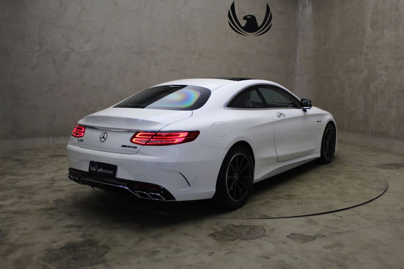 Foto do veículo MERCEDES-BENZ  S63 AMG COUPE 2015 5.430 KM 549.000,00