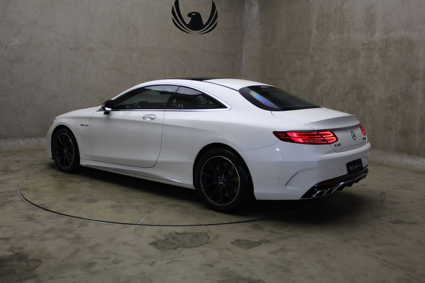 Foto do veículo MERCEDES-BENZ  S63 AMG COUPE 2015 5.430 KM 549.000,00