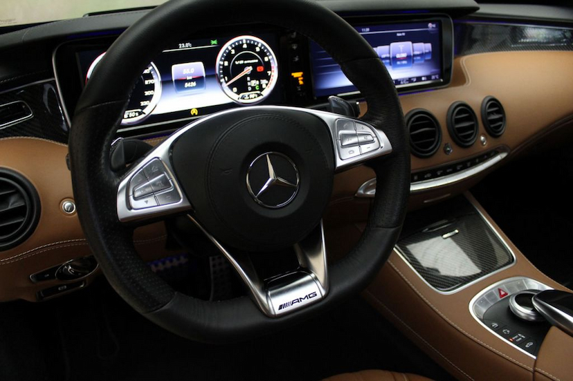 Foto do veículo MERCEDES-BENZ  S63 AMG COUPE 2015 5.430 KM 549.000,00
