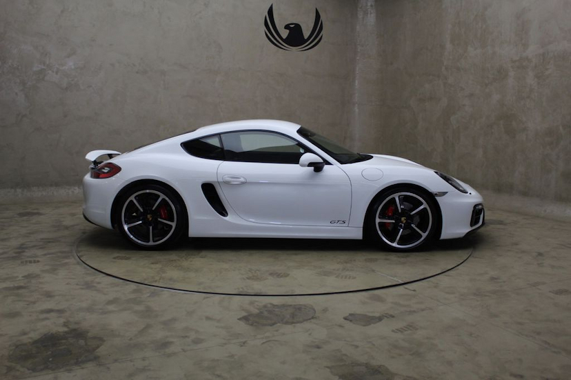 Foto do veículo PORSCHE  CAYMAN GTS 2015 4.435 KM 379.000,00