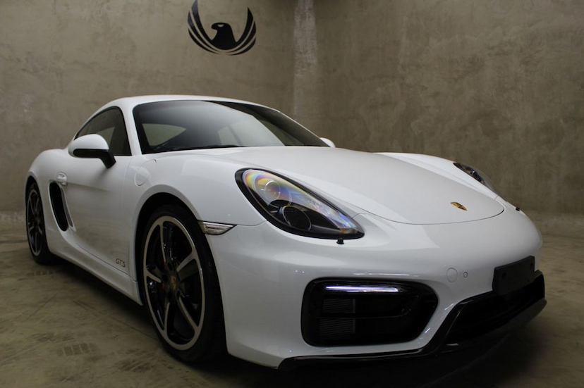 Foto do veículo PORSCHE  CAYMAN GTS 2015 4.435 KM 379.000,00