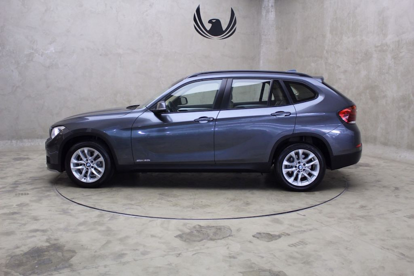 Foto do veículo BMW  X1 20I S-DRIVE 2015 52.180 KM 79.000,00