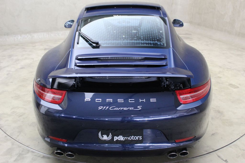 Foto do veículo PORSCHE  911 CARRERA S 2012 2.572 KM 425.000,00