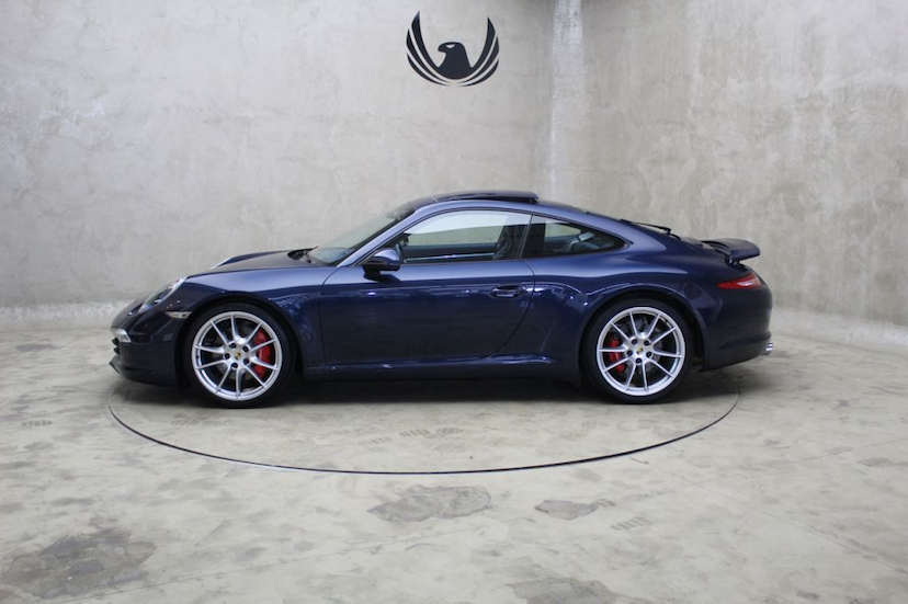Foto do veículo PORSCHE  911 CARRERA S 2012 2.572 KM 425.000,00