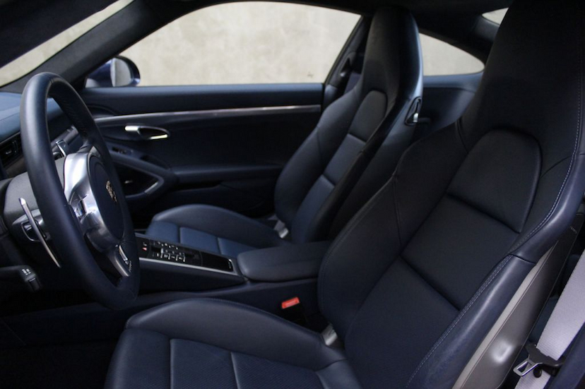 Foto do veículo PORSCHE  911 CARRERA S 2012 2.572 KM 425.000,00