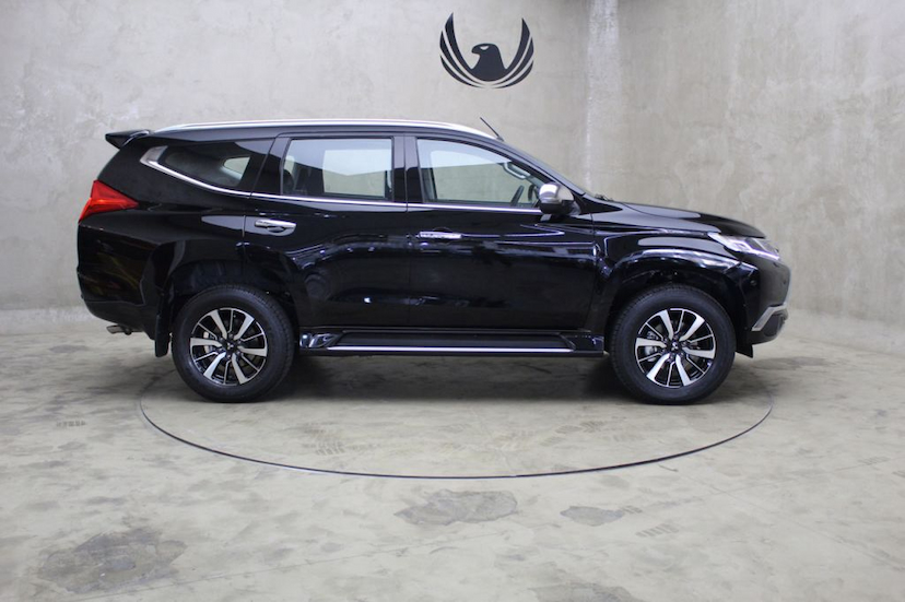 Foto do veículo MITSUBISHI  PAJERO SPORT HPE 2020 1.600 KM 259.000,00