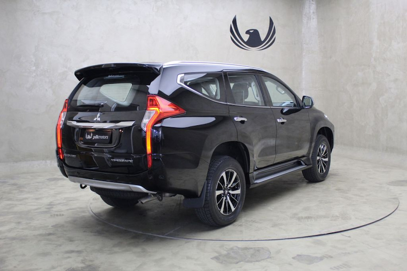 Foto do veículo MITSUBISHI  PAJERO SPORT HPE 2020 1.600 KM 259.000,00