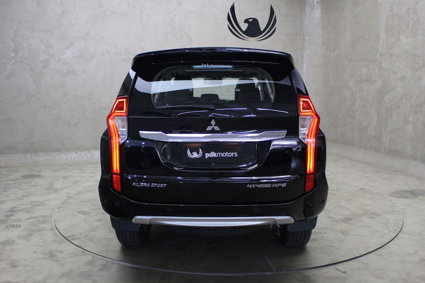 Foto do veículo MITSUBISHI  PAJERO SPORT HPE 2020 1.600 KM 259.000,00