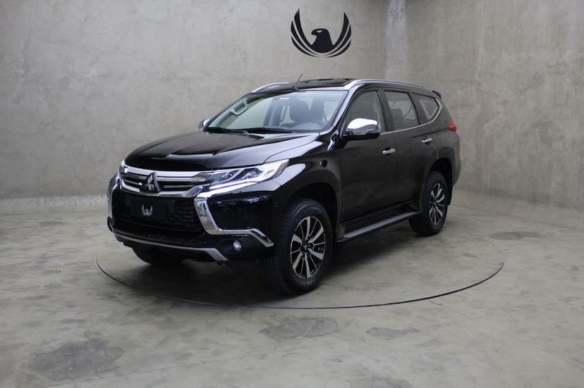 Foto do veículo MITSUBISHI  PAJERO SPORT HPE 2020 1.600 KM 259.000,00