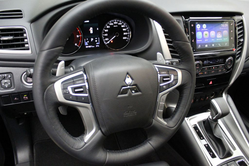 Foto do veículo MITSUBISHI  PAJERO SPORT HPE 2020 1.600 KM 259.000,00