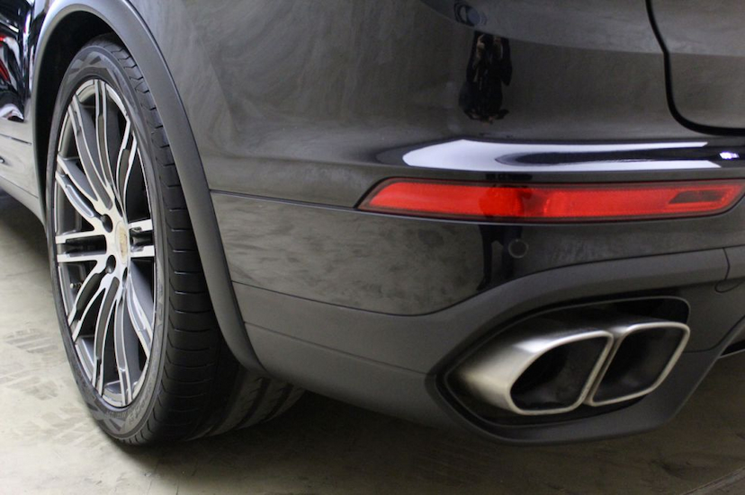 Foto do veículo PORSCHE  CAYENNE TURBO 2015 13.870 KM 429.000,00