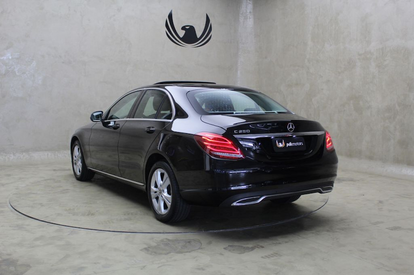 Foto do veículo MERCEDES-BENZ  C250 AVANTGARDE 2017 18.410 KM 149.000,00