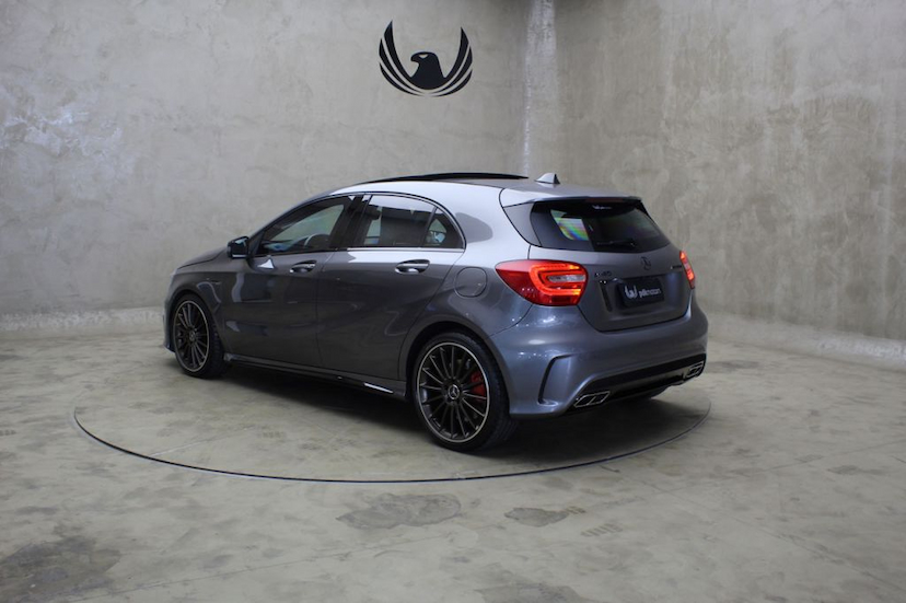 Foto do veículo MERCEDES-BENZ  A45 AMG 2014 52.645 KM 189.000,00