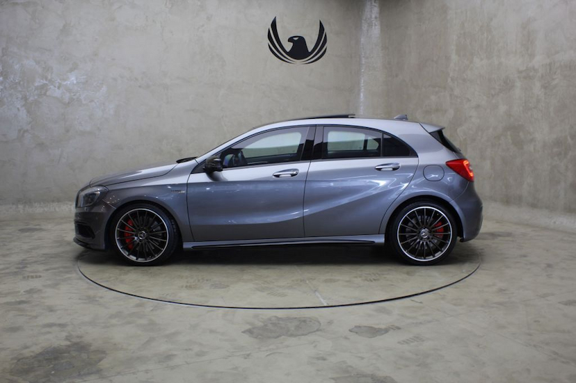 Foto do veículo MERCEDES-BENZ  A45 AMG 2014 52.645 KM 189.000,00