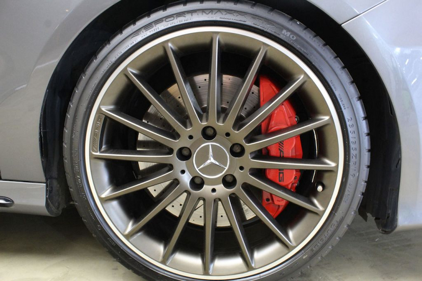 Foto do veículo MERCEDES-BENZ  A45 AMG 2014 52.645 KM 189.000,00