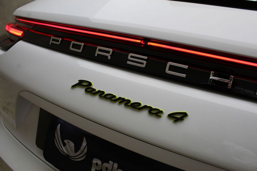 Foto do veículo PORSCHE  PANAMERA 4 ST HYBRID 2018 9.585 KM 585.000,00