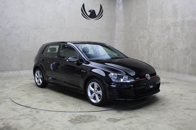 Foto do veículo VOLKSWAGEN  GOLF GTI 2016 32.060 KM 95.000,00
