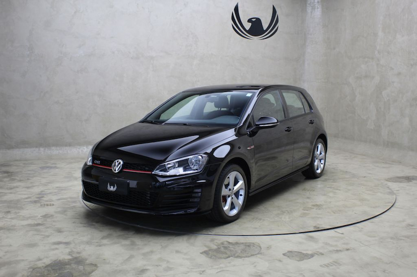 Foto do veículo VOLKSWAGEN  GOLF GTI 2016 32.060 KM 95.000,00