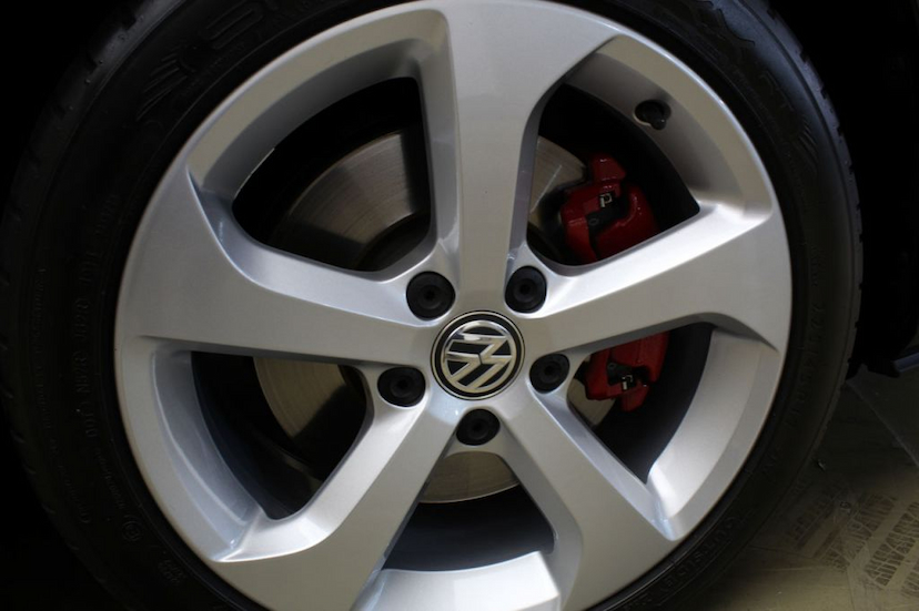 Foto do veículo VOLKSWAGEN  GOLF GTI 2016 32.060 KM 95.000,00