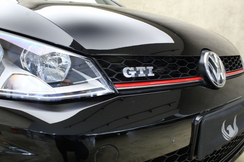 Foto do veículo VOLKSWAGEN  GOLF GTI 2016 32.060 KM 95.000,00