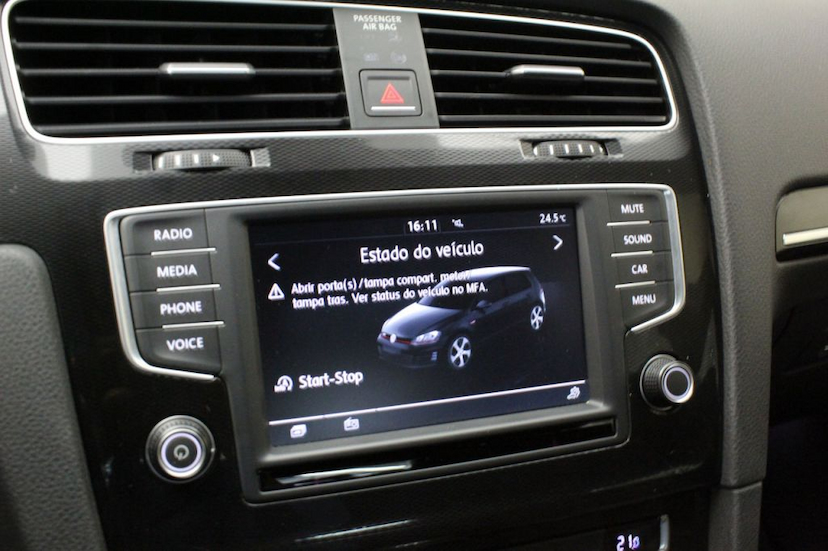 Foto do veículo VOLKSWAGEN  GOLF GTI 2016 32.060 KM 95.000,00