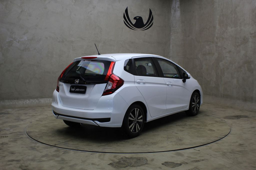 Foto do veículo HONDA  FIT EXL 2019 5.725 KM 99.000,00