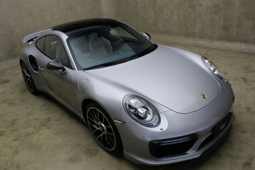 Foto do veículo PORSCHE 911 TURBO S 2019 3.345 KM 1.190.000,00