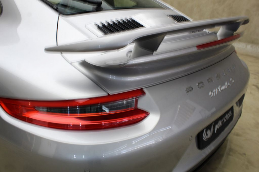 Foto do veículo PORSCHE 911 TURBO S 2019 3.345 KM 1.190.000,00