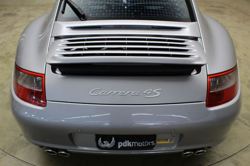 Foto do veículo PORSCHE  911 CARRERA 4S 2006 54.645 KM 255.000,00