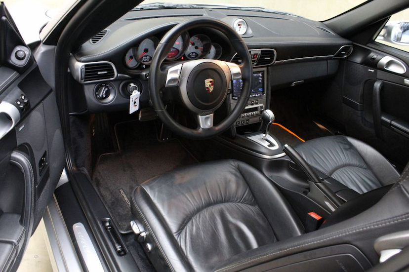 Foto do veículo PORSCHE  911 CARRERA 4S 2006 54.645 KM 255.000,00