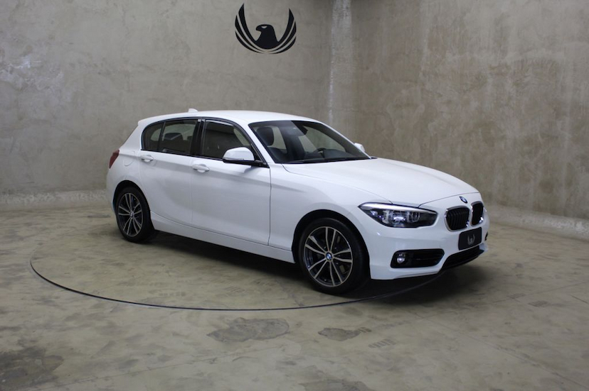 Foto do veículo BMW  120I SPORT GP 2019 5.440 KM 139.000,00