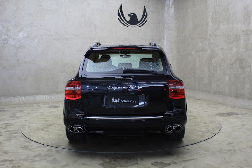 Foto do veículo PORSCHE  CAYENNE GTS 2010 76.645 KM 99.000,00
