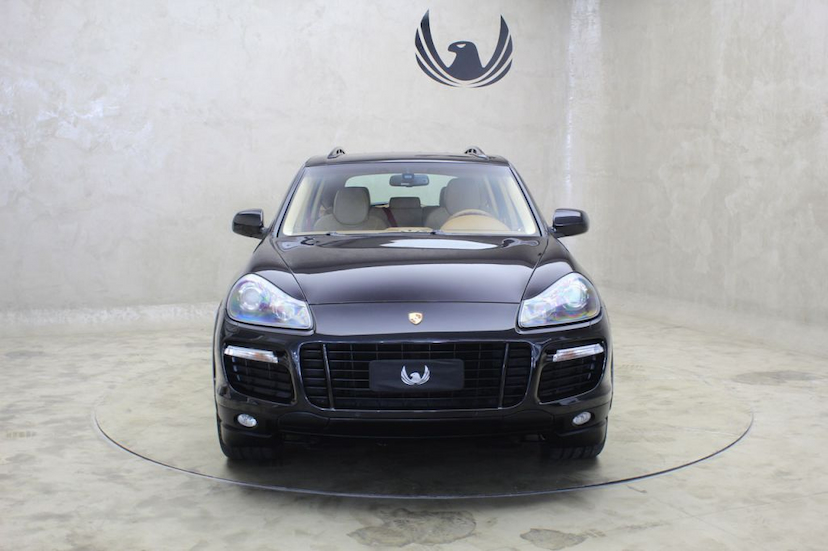 Foto do veículo PORSCHE  CAYENNE GTS 2010 76.645 KM 99.000,00