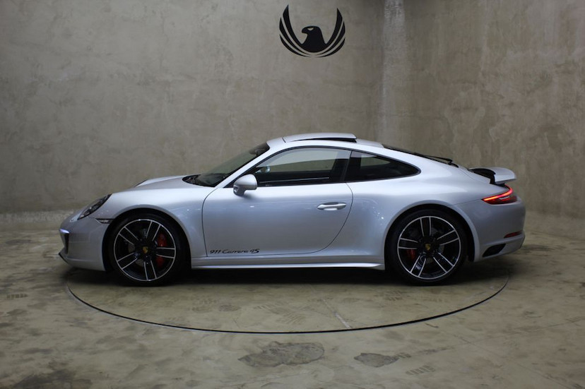 Foto do veículo PORSCHE  911 CARRERA 4S 2017 7.580 KM 619.000,00