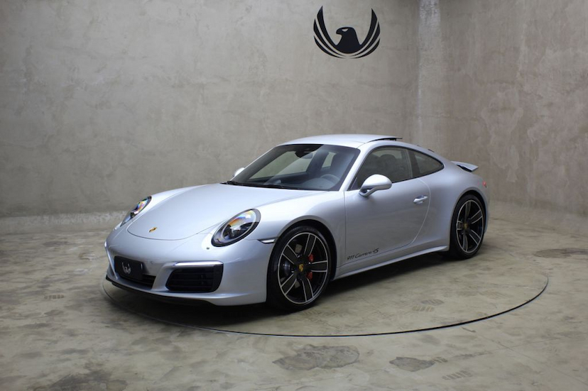 Foto do veículo PORSCHE  911 CARRERA 4S 2017 7.580 KM 619.000,00
