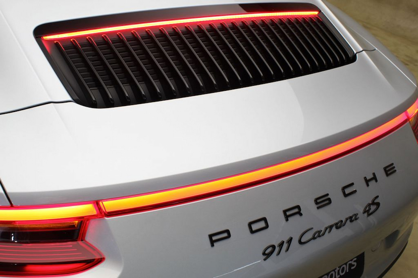 Foto do veículo PORSCHE  911 CARRERA 4S 2017 7.580 KM 619.000,00