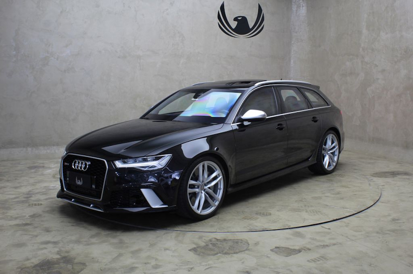 Foto do veículo AUDI RS6 AVANT QUATTRO 2015 31.380 KM 369.000,00