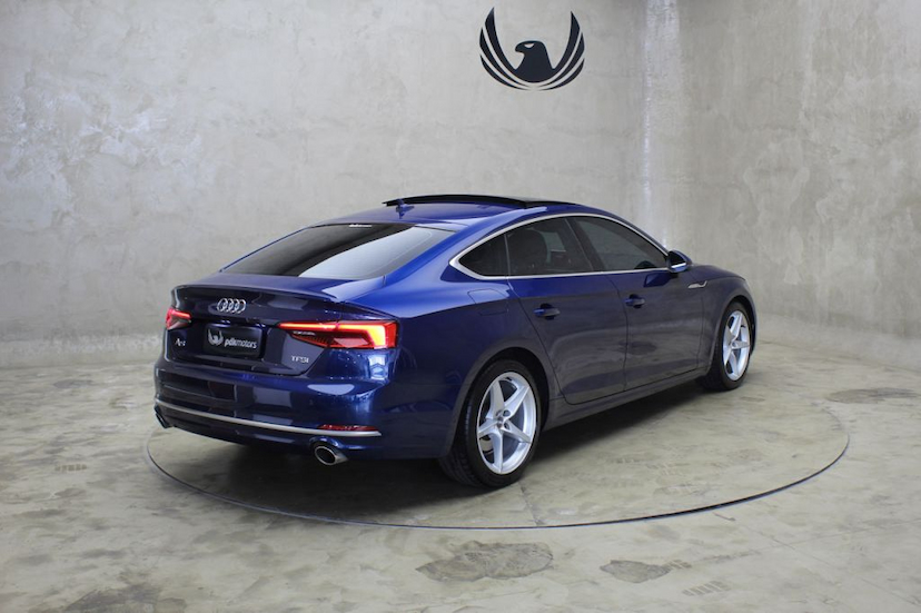 Foto do veículo AUDI  A5 SPORTBACK AMBIENTE 2018 39.400 KM 159.000,00